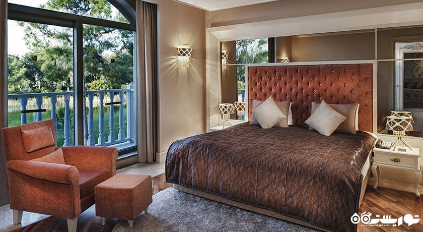 تخت بزرگ ویلا دوخوابه آلباتروس